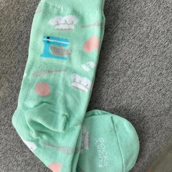 NWOT Fruit Gusher Print Socks and 2 pairs of Funky Socks (3 pairs) - Picture 4 of 12